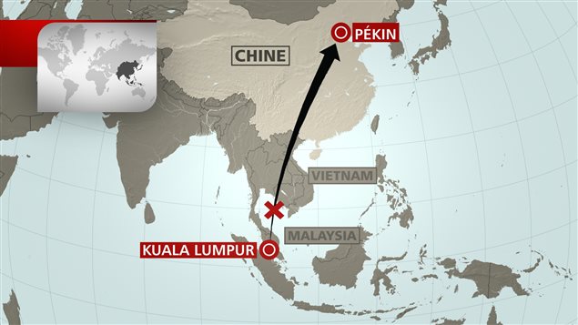Un avion de Malaysia Airlines transportant 239 personnes a disparu en plein vol le samedi 8 mars 2014 entre Kuala Lumpur et Pékin. Un avion de Malaysia Airlines transportant 239 personnes a disparu en plein vol le samedi 8 mars 2014 entre Kuala Lumpur et Pékin.