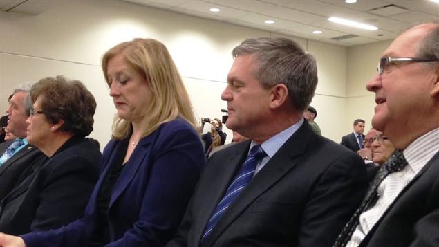 La ministre des Transports du Canada, Lisa Raitt, et le premier ministre du Nouveau-Brunswick, David Alward La ministre des Transports du Canada, Lisa Raitt, et le premier ministre du Nouveau-Brunswick, David Alward
