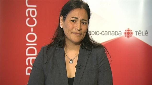 La présidente de l'Association des femmes autochtones du Canada, Michèle Audette, accorde une entrevue à RDI, le 16 mai 2014. La présidente de l'Association des femmes autochtones du Canada, Michèle Audette, accorde une entrevue à RDI, le 16 mai 2014.