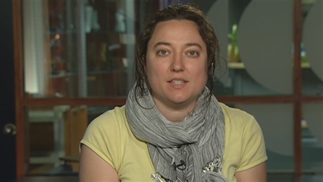 Amélie Châteauneuf, Front commun des personnes assistées sociales Amélie Châteauneuf, Front commun des personnes assistées sociales