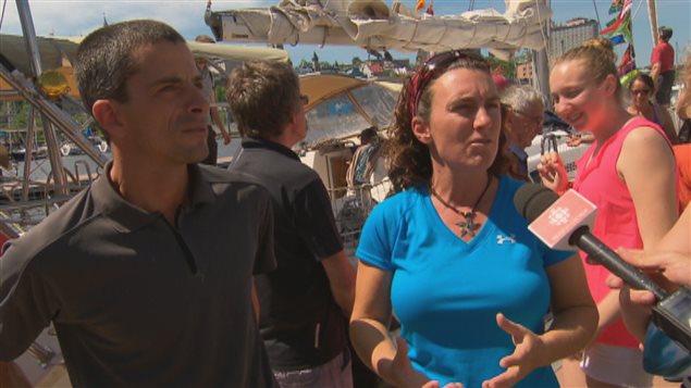 Ghislain Sabourin et Annie Couture à leur arrivée au bassin Louise. Ghislain Sabourin et Annie Couture à leur arrivée au bassin Louise.
