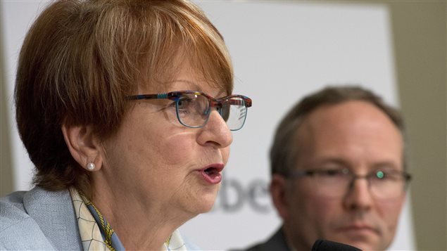Lucienne Robillard, présidente de la Commission permanente de révision des programmes du Québec Lucienne Robillard, présidente de la Commission permanente de révision des programmes du Québec