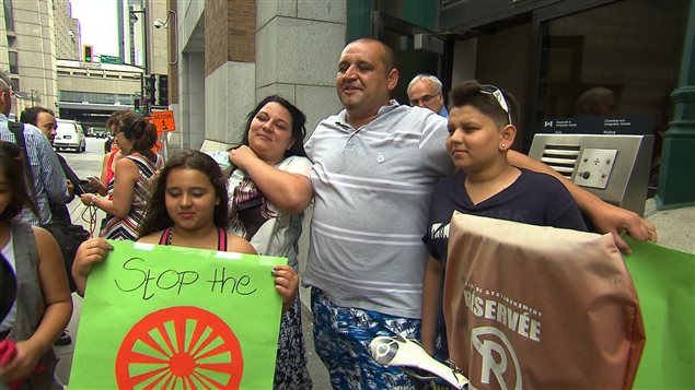 La famille Buzas est réfugiée au Canada depuis 2011. La famille Buzas est réfugiée au Canada depuis 2011.