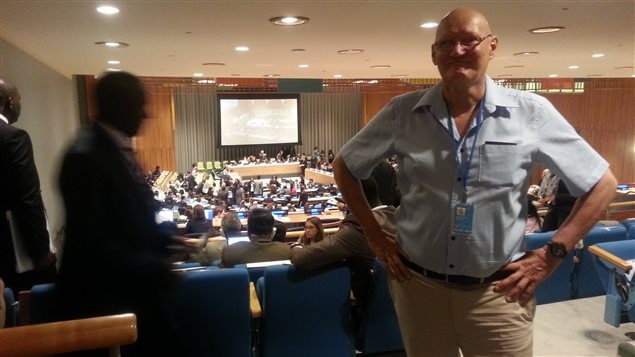 Le directeur de la Chaire en écoconseil, Claude Villeneuve, au siège des Nations Unies à New York Le directeur de la Chaire en écoconseil, Claude Villeneuve, au siège des Nations Unies à New York