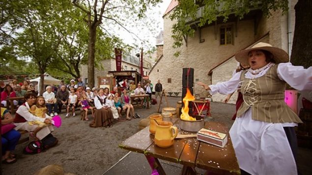 Une des activités lors des Fêtes de la Nouvelle-France Une des activités lors des Fêtes de la Nouvelle-France