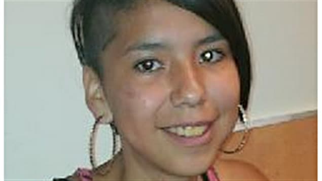 Le corps de Tina Fontaine, 15 ans, a été retiré de la rivière Rouge le 17 août. La police précise que le corps était dans un sac. Il s'agit d'un homicide. Le corps de Tina Fontaine, 15 ans, a été retiré de la rivière Rouge le 17 août. La police précise que le corps était dans un sac. Il s'agit d'un homicide.