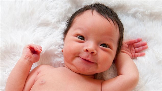 Un bébé. Un bébé.
