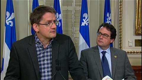 Les députés Sylvain Gaudreault et Bernard Drainville Les députés Sylvain Gaudreault et Bernard Drainville
