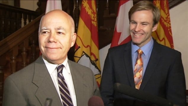 Le chef du Parti vert, David Coon (à gauche) et le premier ministre désigné du Nouveau-Brunswick, Brian Gallant. Le chef du Parti vert, David Coon (à gauche) et le premier ministre désigné du Nouveau-Brunswick, Brian Gallant.