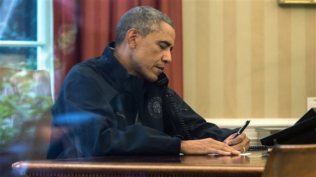 Le président Barack Obama ordonne de nouvelles mesures de sécurité après la découverte du premier cas de contamination au virus Ebola en sol américain. Le président Barack Obama ordonne de nouvelles mesures de sécurité après la découverte du premier cas de contamination au virus Ebola en sol américain.