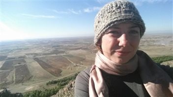 Israel Radio a diffusé lundi une entrevue avec Gill Rosenberg dans lequel elle affirme s'être rendue en Irak, avoir suivi une formation avec les forces kurdes et vouloir aller combattre dans la Syrie voisine. Israel Radio a diffusé lundi une entrevue avec Gill Rosenberg dans lequel elle affirme s'être rendue en Irak, avoir suivi une formation avec les forces kurdes et vouloir aller combattre dans la Syrie voisine.