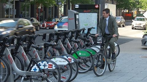 Une station d'ancrage de Bixi Une station d'ancrage de Bixi