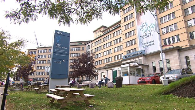 Les urgences débordent, particulièrement celles des hôpitaux pour enfants Les urgences débordent, particulièrement celles des hôpitaux pour enfants