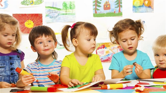 Des enfants à la garderie Des enfants à la garderie