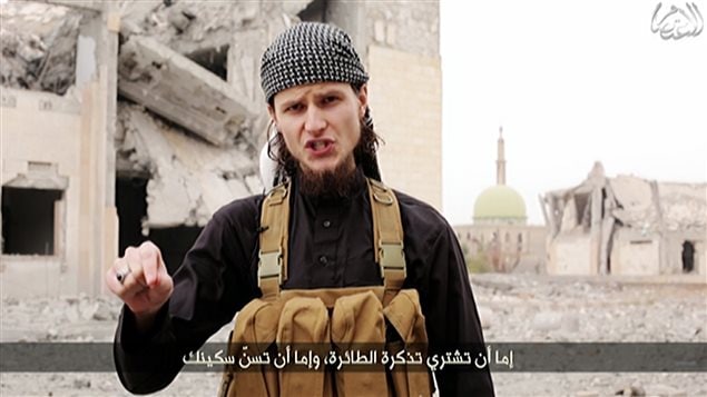 Vidéo dans laquelle un djihadiste appelle au terrorisme. Vidéo dans laquelle un djihadiste appelle au terrorisme.