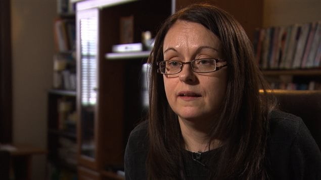 Carole Thomas reproche au Service de police de Longueuil de n'avoir pas assuré un suivi adéquat à la suite de sa déclaration. Carole Thomas reproche au Service de police de Longueuil de n'avoir pas assuré un suivi adéquat à la suite de sa déclaration.