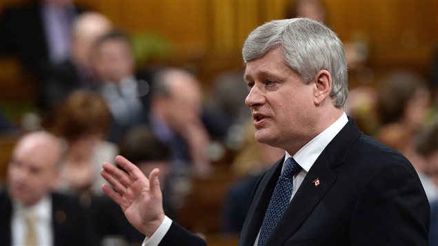 Le premier ministre Harper pendant la période des questions. Le premier ministre Harper pendant la période des questions.