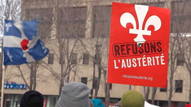 Le «Craie-In», une manifestation organisée par le groupe «Profs contre l'austérité» au parc Émilie-Gamelin dimanche dernier. Le «Craie-In», une manifestation organisée par le groupe «Profs contre l'austérité» au parc Émilie-Gamelin dimanche dernier.