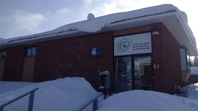 Le Centre de santé communautaire du Témiskaming, à Virginiatown, où deux infirmères de Rouyn-Noranda se rendent travailler chaque jour Le Centre de santé communautaire du Témiskaming, à Virginiatown, où deux infirmères de Rouyn-Noranda se rendent travailler chaque jour