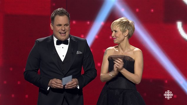 Stéphane Bellavance et Pénélope McQuade animent la 17e Soirée des Jutra. Stéphane Bellavance et Pénélope McQuade animent la 17e Soirée des Jutra.
