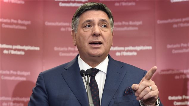 Le ministre des Finances de l'Ontario, Charles Sousa Le ministre des Finances de l'Ontario, Charles Sousa