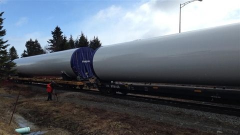 Le transport de ces éoliennes a représenté un défi logistique pour la SCFG Le transport de ces éoliennes a représenté un défi logistique pour la SCFG