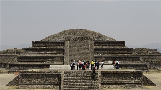 La pyramide de Quetzalcoatl dans la cité précolombienne de Teotihuacan, au Mexique. La pyramide de Quetzalcoatl dans la cité précolombienne de Teotihuacan, au Mexique.