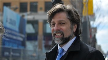 Luc Ferrandez sur la rue Sainte-Catherine Luc Ferrandez sur la rue Sainte-Catherine