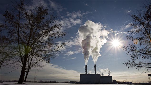 Le Canada adopte de nouvelles cibles de réduction de gaz à effet de serre. Le Canada adopte de nouvelles cibles de réduction de gaz à effet de serre.