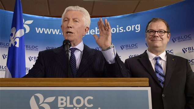 Gilles Duceppe en conférence de presse conjointe avec Mario Beaulieu, le 10 juin 2015. Gilles Duceppe en conférence de presse conjointe avec Mario Beaulieu, le 10 juin 2015.