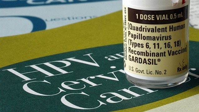 Vaccination contre le VPH: les pharmaciens veulent inclure les jeunes hommes Vaccination contre le VPH: les pharmaciens veulent inclure les jeunes hommes