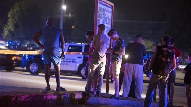 Fusillade dans un cinéma à Lafayette, en Louisiane Fusillade dans un cinéma à Lafayette, en Louisiane