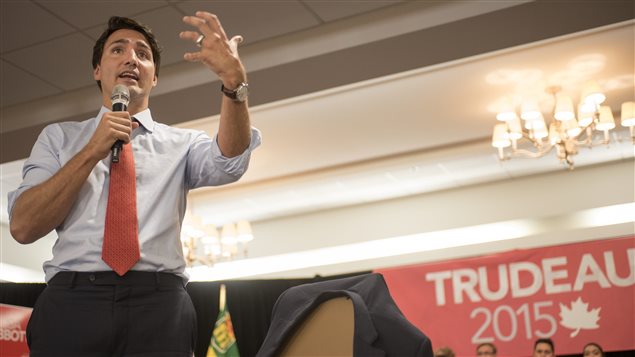 Justin Trudeau a répondu à des questions du public invité à l'assemblée publique de Saskatoon. Justin Trudeau a répondu à des questions du public invité à l'assemblée publique de Saskatoon.