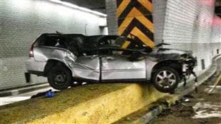 Le véhicule accidenté de Carl Shunamon. Le véhicule accidenté de Carl Shunamon.