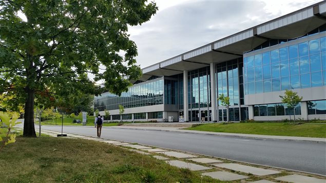 Université de Sherbrooke Université de Sherbrooke