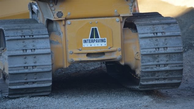 L'entreprise Interpaving a pour neuf millions de dollars en contrats avec la Ville du Grand Sudbury. L'entreprise Interpaving a pour neuf millions de dollars en contrats avec la Ville du Grand Sudbury.