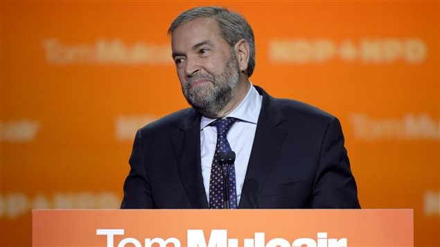 Thomas Mulcair s'adressant à ses militants et partisans à Montréal. Thomas Mulcair s'adressant à ses militants et partisans à Montréal.