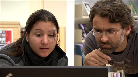 Coralie Monpert, chargée de projet, CIDCO et Jeannot Bourdages, archiviste au Musée de la Gaspésie Coralie Monpert, chargée de projet, CIDCO et Jeannot Bourdages, archiviste au Musée de la Gaspésie