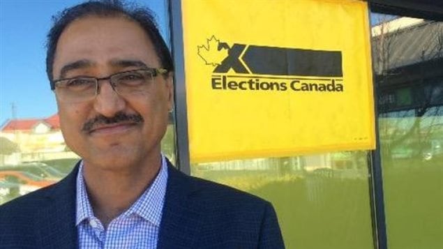 Le nouveau ministre des Infrastructures et des Communautés Amarjeet Sohi. Le nouveau ministre des Infrastructures et des Communautés Amarjeet Sohi.