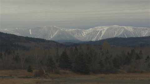Le parc de la Gaspésie vu de Sainte-Anne-des-Monts Le parc de la Gaspésie vu de Sainte-Anne-des-Monts