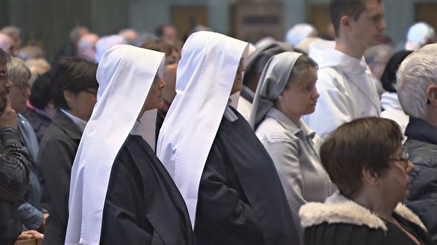 Les « Benjamins » appartiennent à des communautés différentes : apostoliques, cloîtrés ou communautés nouvelles. Les « Benjamins » appartiennent à des communautés différentes : apostoliques, cloîtrés ou communautés nouvelles.