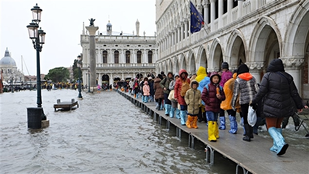 Innondations dans les rues de Venise, en Italie. Innondations dans les rues de Venise, en Italie.