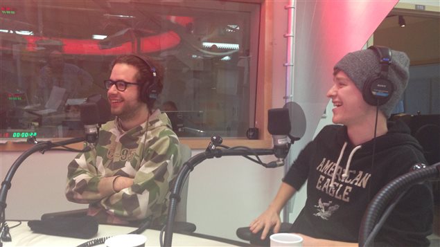 Fred Dubé et Marc-Antoine Lévesque en entrevue à Info-Réveil Fred Dubé et Marc-Antoine Lévesque en entrevue à Info-Réveil