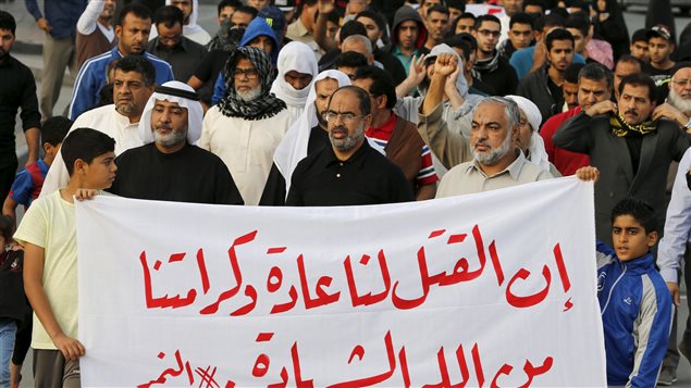 Manifestation à Bahreïn après l'exécution de 47 personnes, dont le cheikh chiite Nimr al-Nimr, en Arabie saoudite Manifestation à Bahreïn après l'exécution de 47 personnes, dont le cheikh chiite Nimr al-Nimr, en Arabie saoudite
