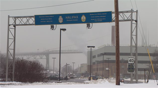 L'entrée à l'Arsenal de la Marine à Halifax L'entrée à l'Arsenal de la Marine à Halifax