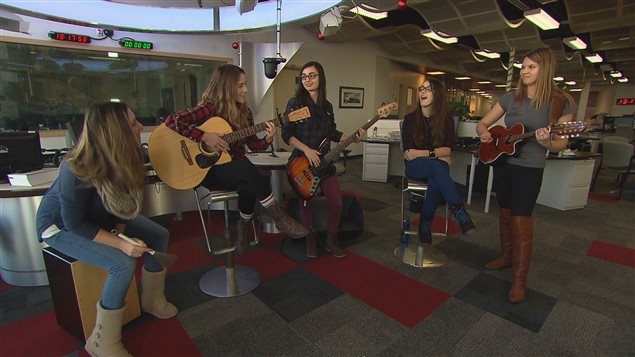 Mylène Vallée a su s'entourer de ses amies musiciennes Mylène Vallée a su s'entourer de ses amies musiciennes