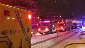 Les pompiers ont dû porter secours à des locataires. Les pompiers ont dû porter secours à des locataires.