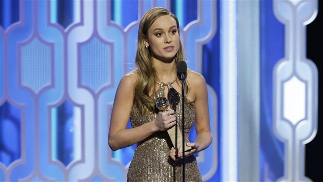 Brie Larson, gagnante du Golden Globe de la meilleure actrice dans un film dramatique dimanche à Los Angeles Brie Larson, gagnante du Golden Globe de la meilleure actrice dans un film dramatique dimanche à Los Angeles