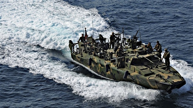 Un petit navire de guerre américain dans le golfe Persique, le 12 juin 2012 Un petit navire de guerre américain dans le golfe Persique, le 12 juin 2012