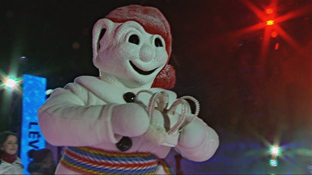Le couronnement se tiendra cette année à la place Jean-Béliveau devant le Centre Vidéotron. Le couronnement se tiendra cette année à la place Jean-Béliveau devant le Centre Vidéotron.